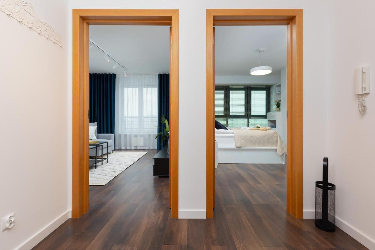 Beautiful & Spacious Warsaw Apartment By Noclegi Renters Buitenkant foto